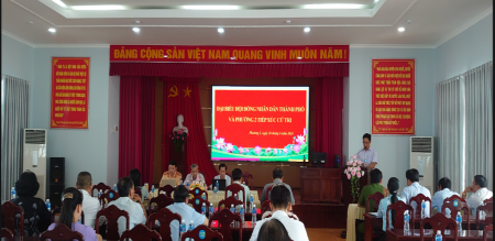 Đại biểu Hội đồng nhân dân Thành Phố, Phường 2 tiếp xúc cử tri trước kỳ họp thứ tám